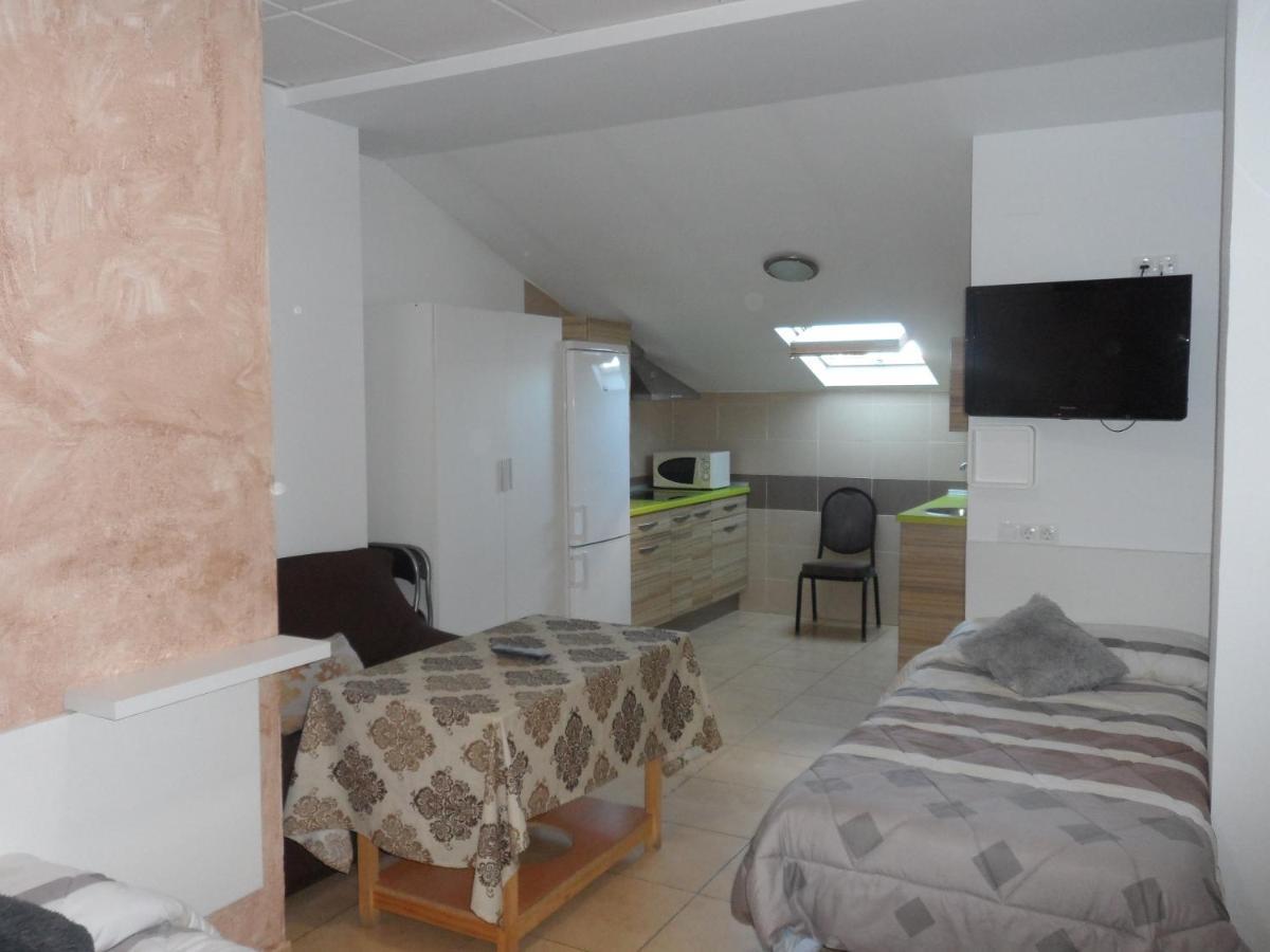 Hostal Via Del Caminante Madrigalejo 외부 사진