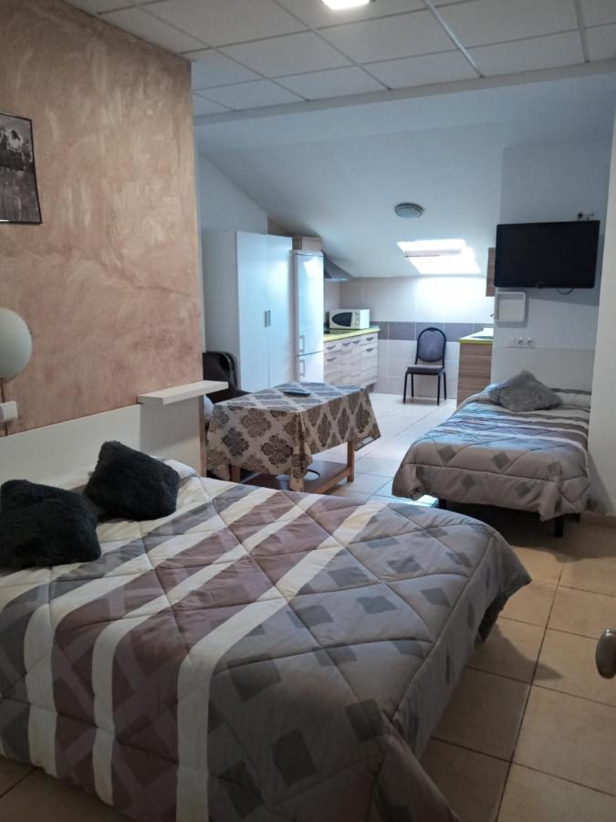Hostal Via Del Caminante Madrigalejo 외부 사진
