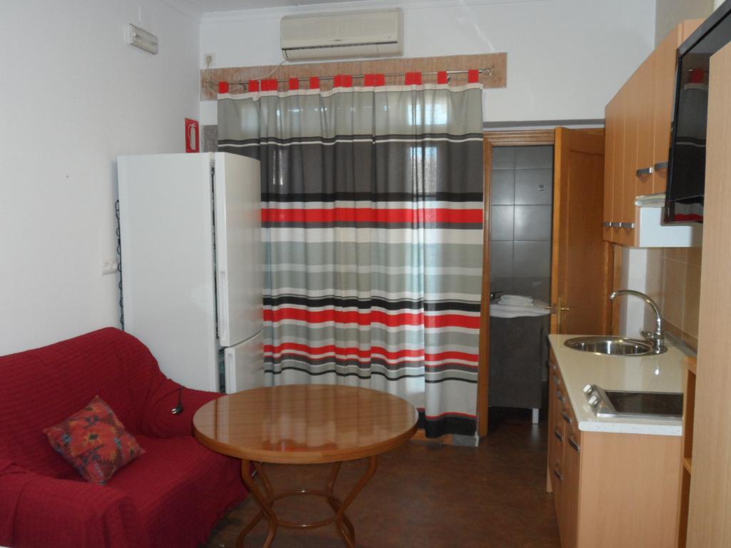 Hostal Via Del Caminante Madrigalejo 외부 사진