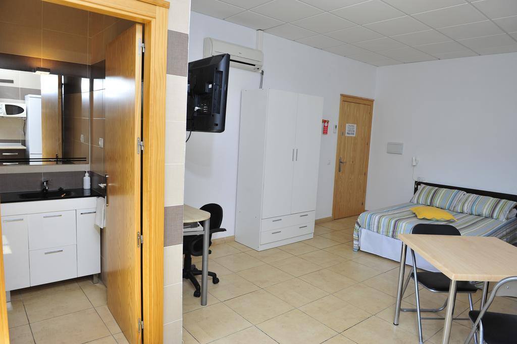 Hostal Via Del Caminante Madrigalejo 외부 사진