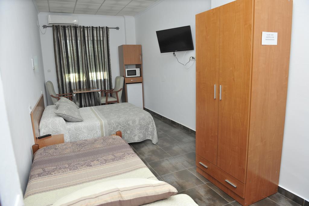 Hostal Via Del Caminante Madrigalejo 외부 사진