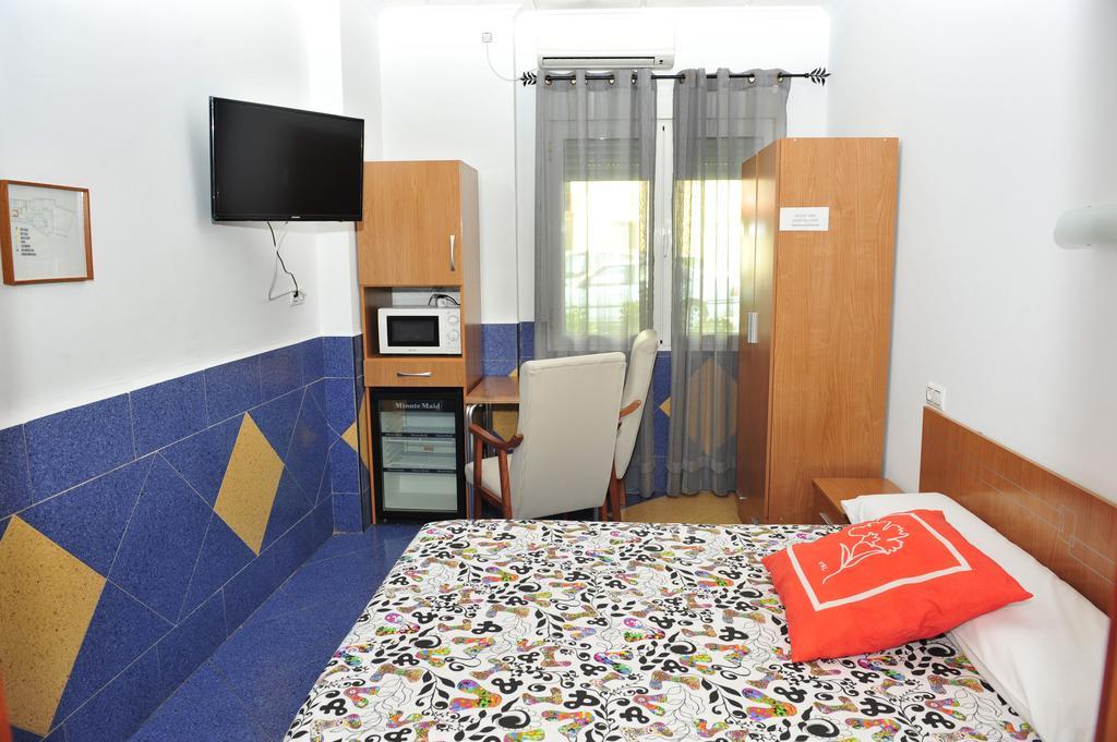 Hostal Via Del Caminante Madrigalejo 외부 사진